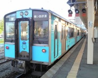 青い森701系電車